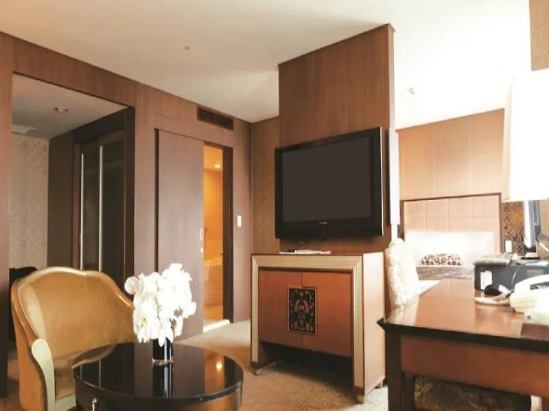 Ramid Hotel Seoul 4*,