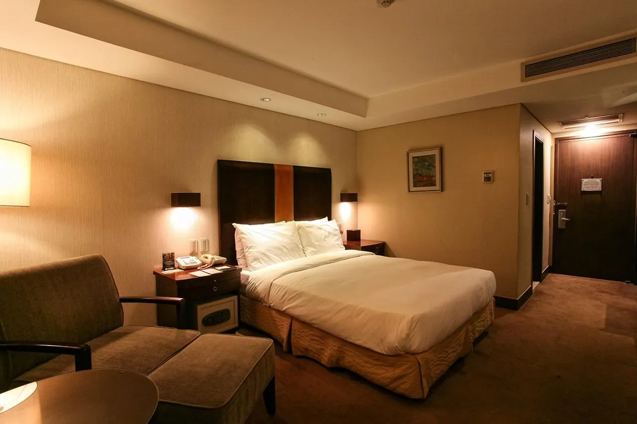 Ramid Hotel Seoul 4*,